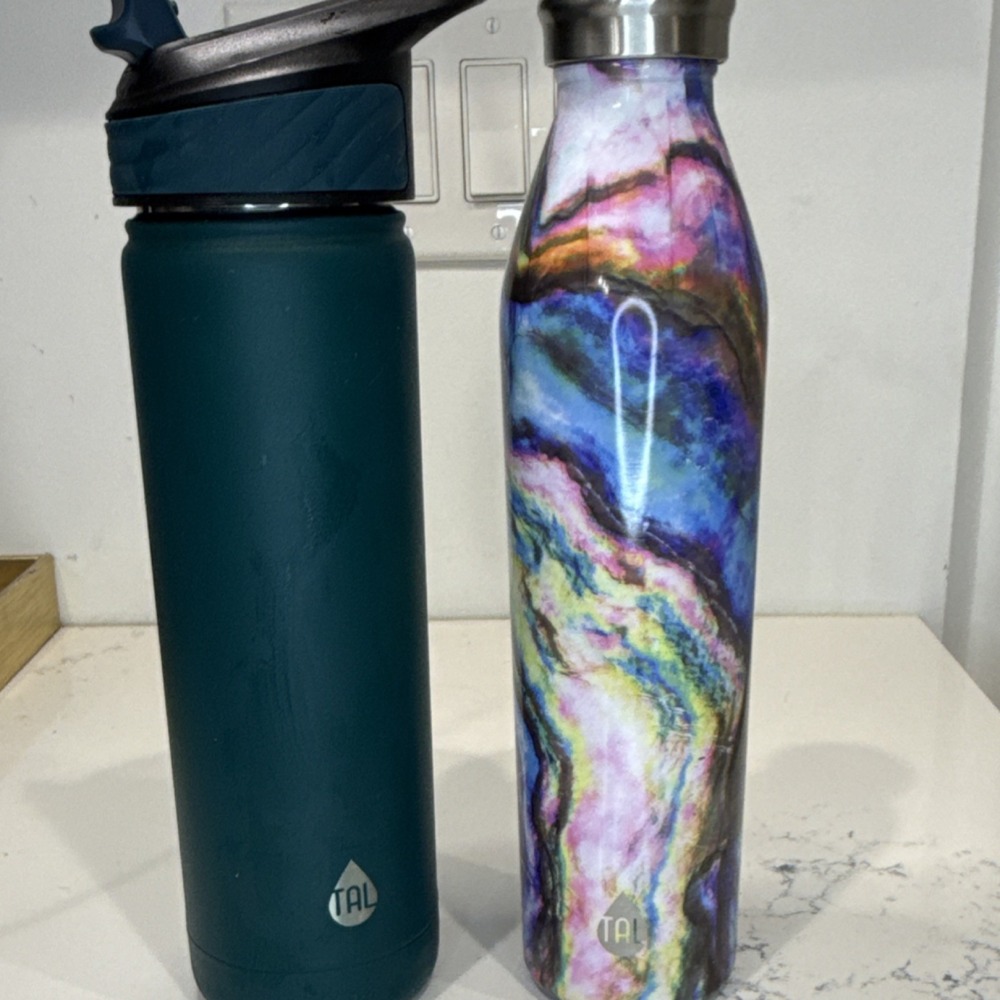 TAL Insulated Stainless Steel Bottles‎ 24oz Teal Multicolor Two-Piece Set Handle